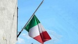 Bandiera a mezz'asta al comune di Quarto Bandiera a mezz'asta al comune di Quarto