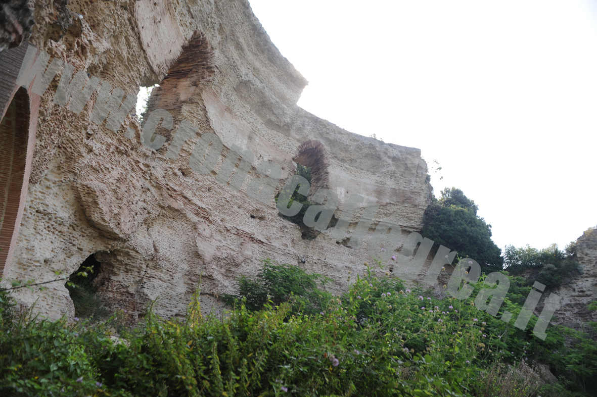 Tempio di Apollo, rischio crollo