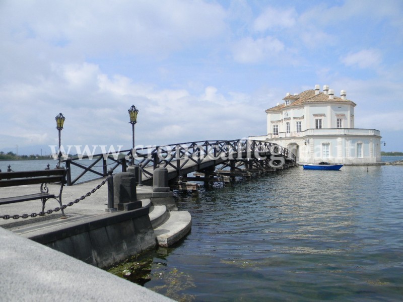 BACOLI/ Pesca di frodo nel lago Fusaro, denunciate 7 persone