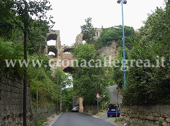 POZZUOLI/ Chiusa la strada tra Arco Felice Vecchio e Cuma