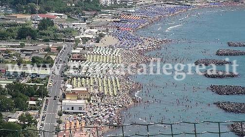 Spiagge, lidi, automobilisti: tutti esauriti!