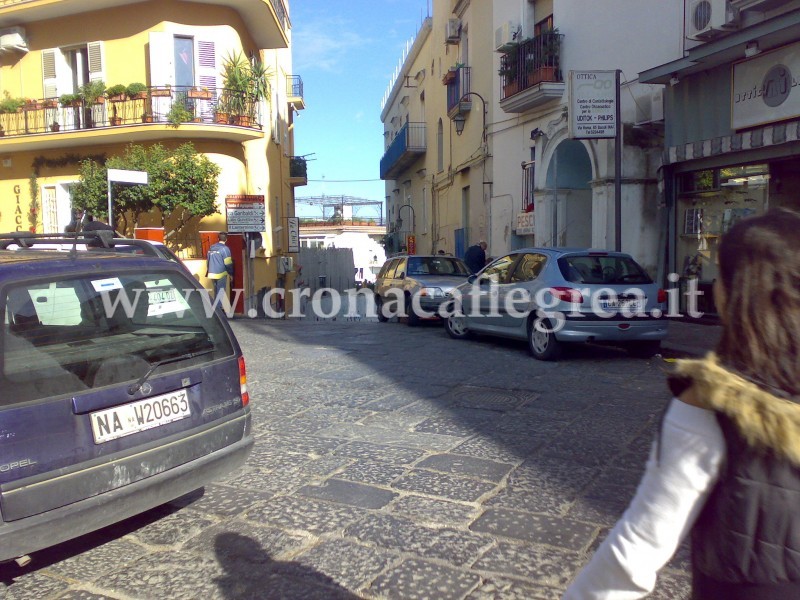 Isola pedonale in centro storico: a via Roma il parcheggio è off-limits