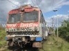 POZZUOLI/ Follia sul treno: chiede a 3 ragazzine di non fumare, presa a calci e pugni