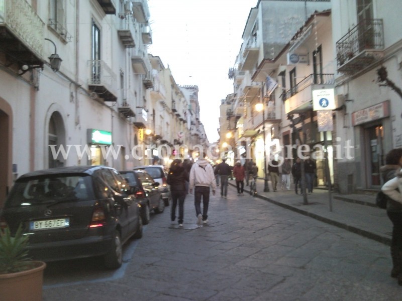 Bacoli, buio nel centro storico