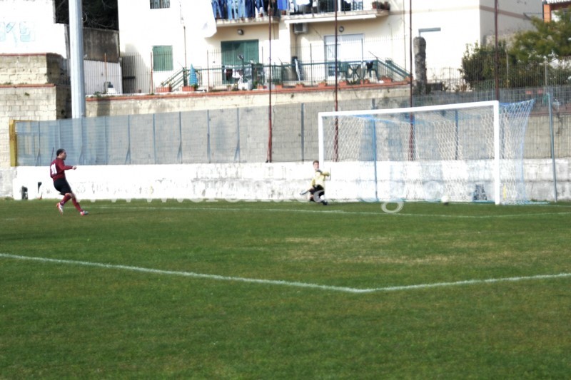 Calcio Promozione/ Puteolana 1909 – Miano 1 – 0, decide un rigore di Andreozzi