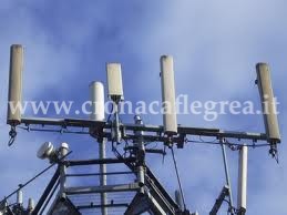 BACOLI/ Stop all’antenna Wind, il comune blocca l’installazione