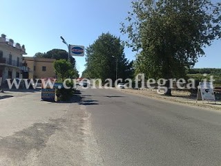 POZZUOLI/ Incidente stradale a “La Schiana”: coinvolto un pulmino. E’ il terzo in poche ore