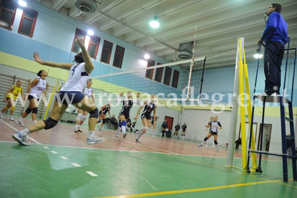 VOLLEY FEMMINILE/ La Uisp Valentino Pozzuoli lancia la volata finale. Chiara Canzanella “Vogliamo il primo posto”