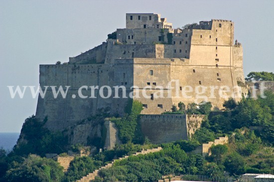 BACOLI/ Le sale del Castello di Baia come aule di scuola: c’è la proposta