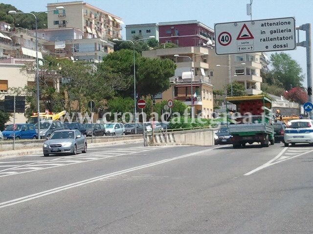 POZZUOLI/ Camionista aggredito e rapinato in pieno giorno