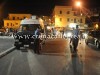 POZZUOLI/ Tenta estorsione a parcheggiatore abusivo: bloccato dai carabinieri, li aggredisce