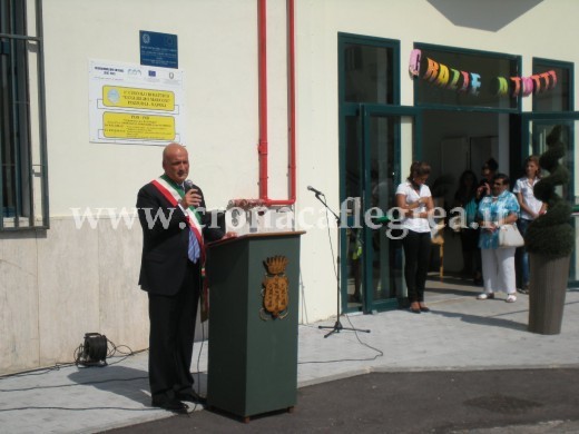 Taglio del nastro scuola