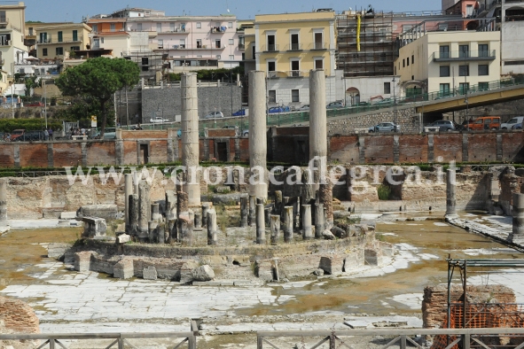 POZZUOLI/ Via acqua e melma, ripulito il Tempio di Serapide – LE FOTO