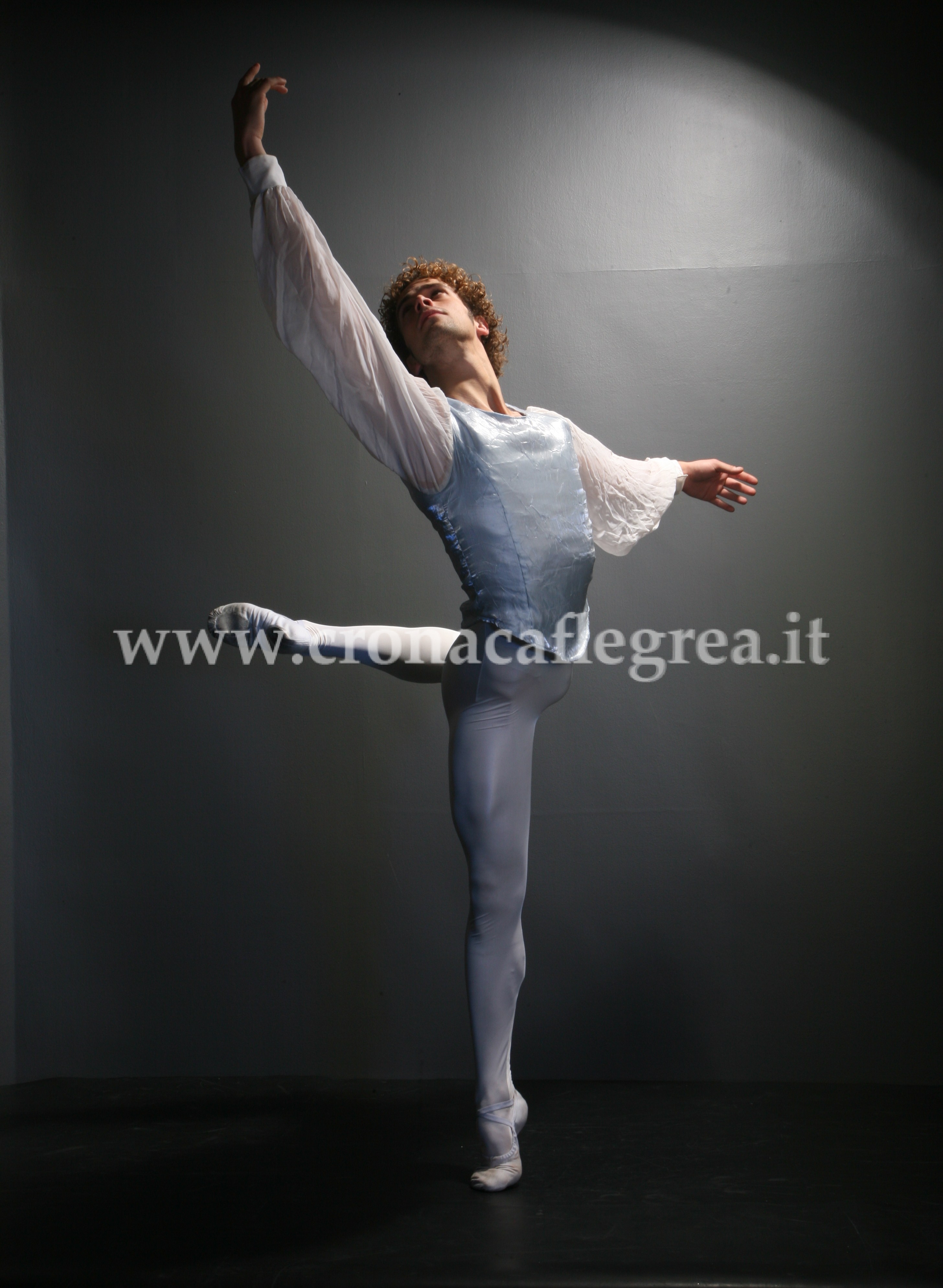 Luca Giaccio, giovane ballerino e talento puteolano nel mondo