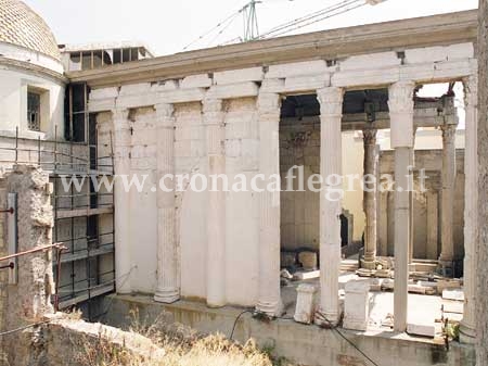 POZZUOLI/ 23 novembre 1980: il duro colpo al Rione Terra e alle chiese del centro storico – LE FOTO