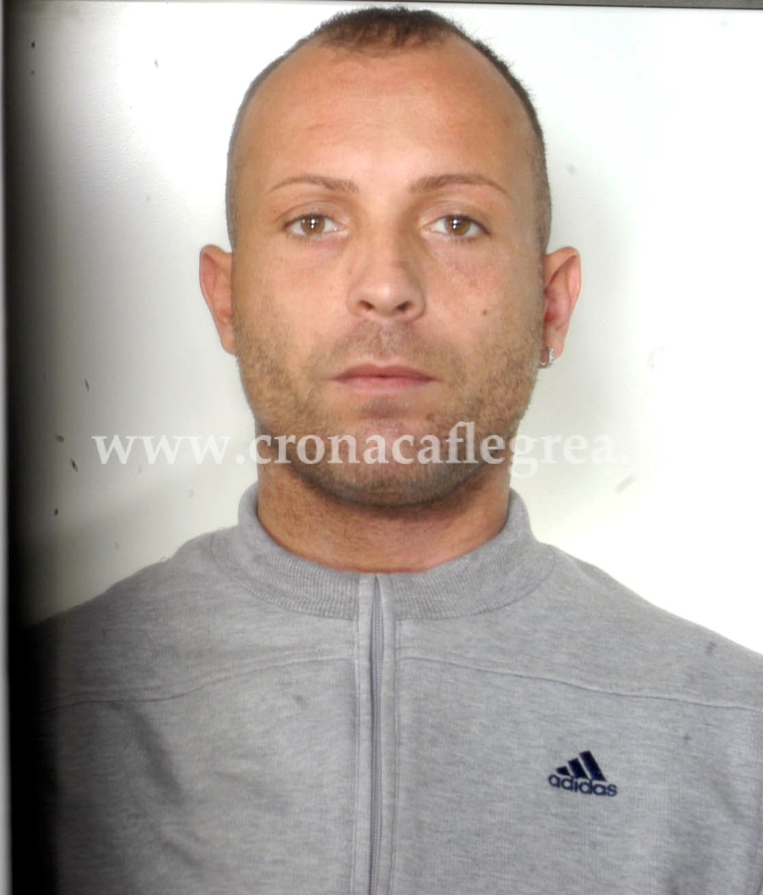 Droga, arrestati tre uomini nella roccaforte di Mariano Riccio – LE FOTO