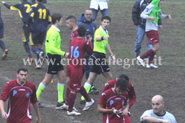 CALCIO/ Di Marino furioso con l’arbitro, presentato ricorso per annullare Puteolana-Ischia