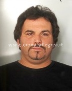 “Droga shop” in casa, arrestato 48enne di Pozzuoli