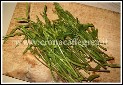 Depuriamoci con gli asparagi conditi con olio extravergine di oliva e limone