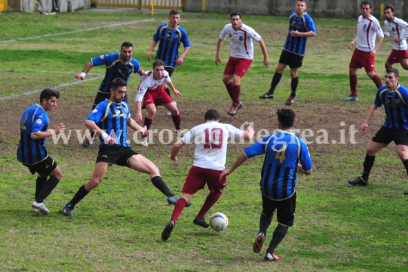 CALCIO SERIE D/ La Puteolana in un finale convulso regala i tre punti al Gladiator, ancora bufera sull’arbitro