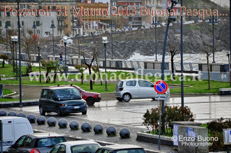 POZZUOLI/ Lungomare della vergogna, multati 3 automobilisti-vandali