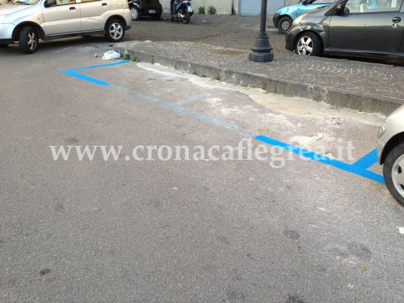 POZZUOLI/ Strisce blu: continua lo show! – LE FOTO