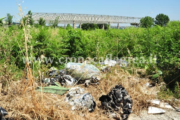 LO SCEMPIO/ Centro Tennistico: da fiore all’occhiello dello sport a discarica di rifiuti – LE FOTO