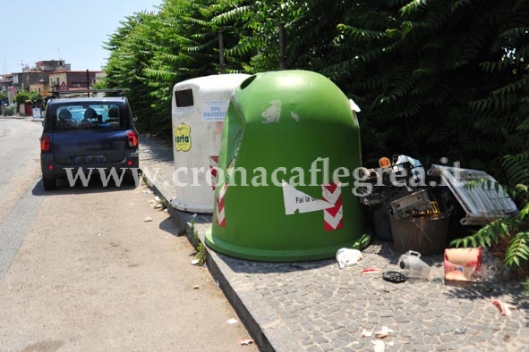 FOTONOTIZIA/ Incivili scatenati, rifiuti gettati in strada e sui marciapiedi