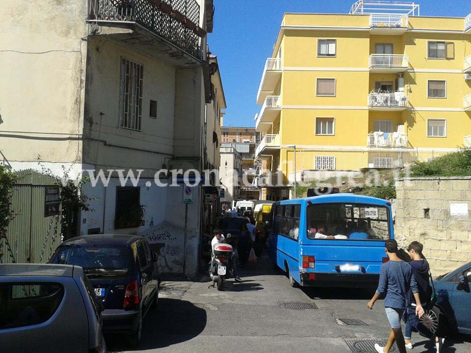 LA DENUNCIA/ «Via Vecchia San Gennaro è una trappola» – LE FOTO