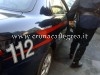 Blocca il traffico per “divertimento” e aggredisce i carabinieri: arrestato