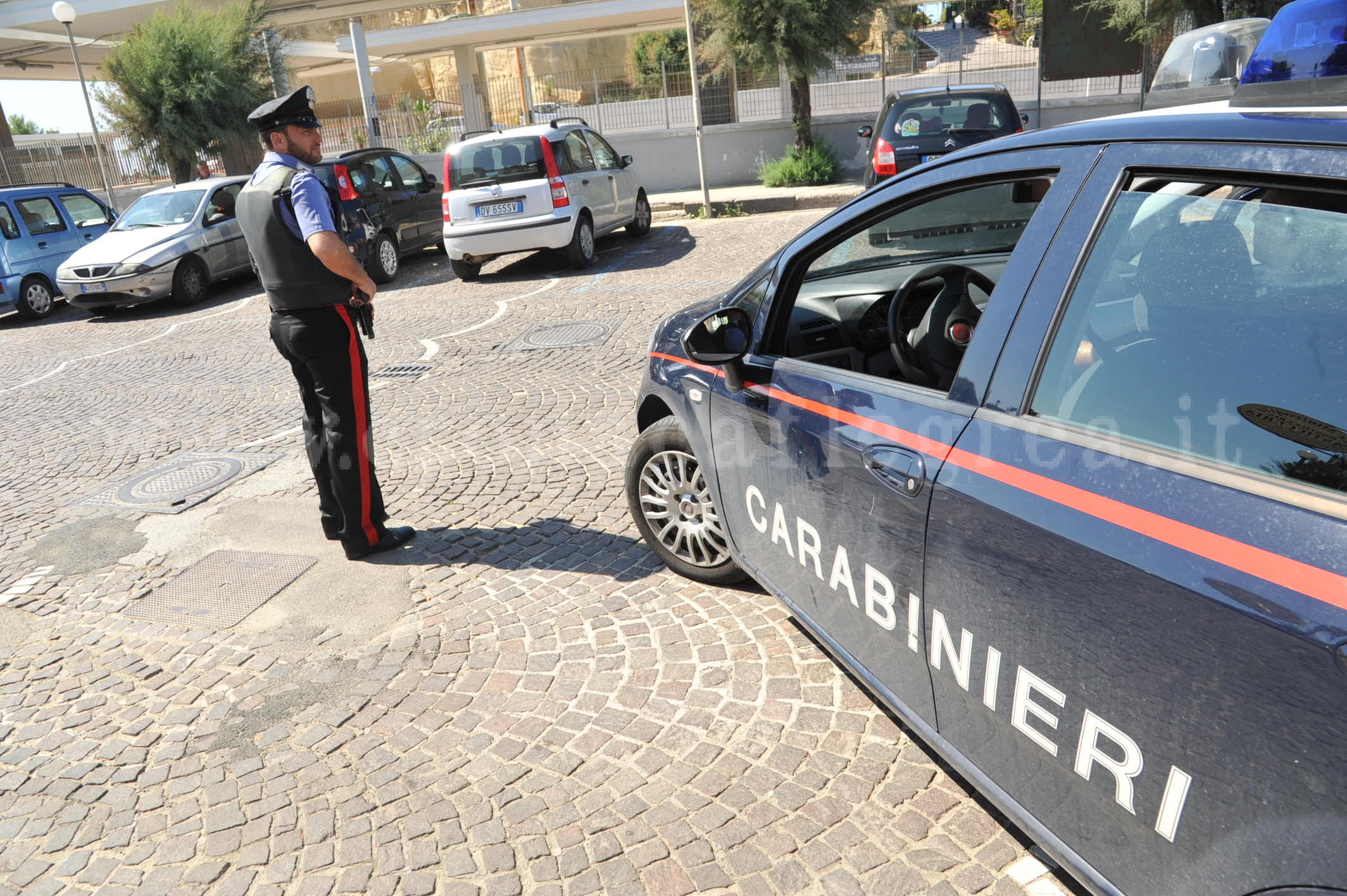 CAMPI FLEGREI/ Task force dei carabinieri: arresti, denunce e sequestri