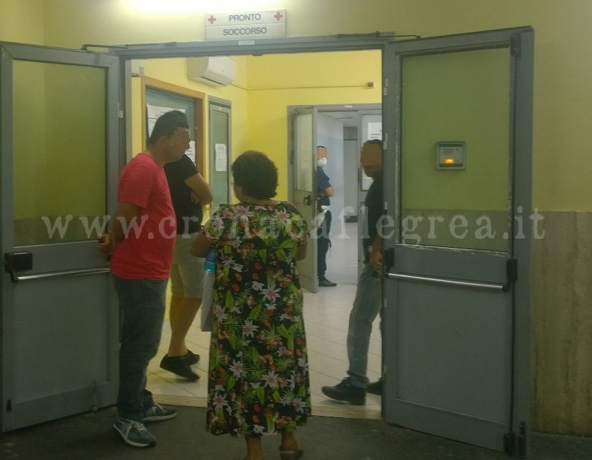 Psicosi Ebola, caso sospetto all’ospedale di Pozzuoli – LE FOTO