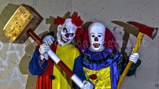 IL CASO/ Tra bufale e sospetti la fobia dei clown si diffonde nei Campi Flegrei