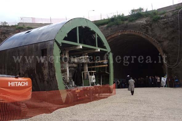 POZZUOLI/ Sarà intitolato a Livio Cosenza il tunnel tangenziale-porto