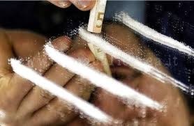 LA SCOPERTA/ Nascondeva 112 dosi di cocaina con una calamita: preso spacciatore