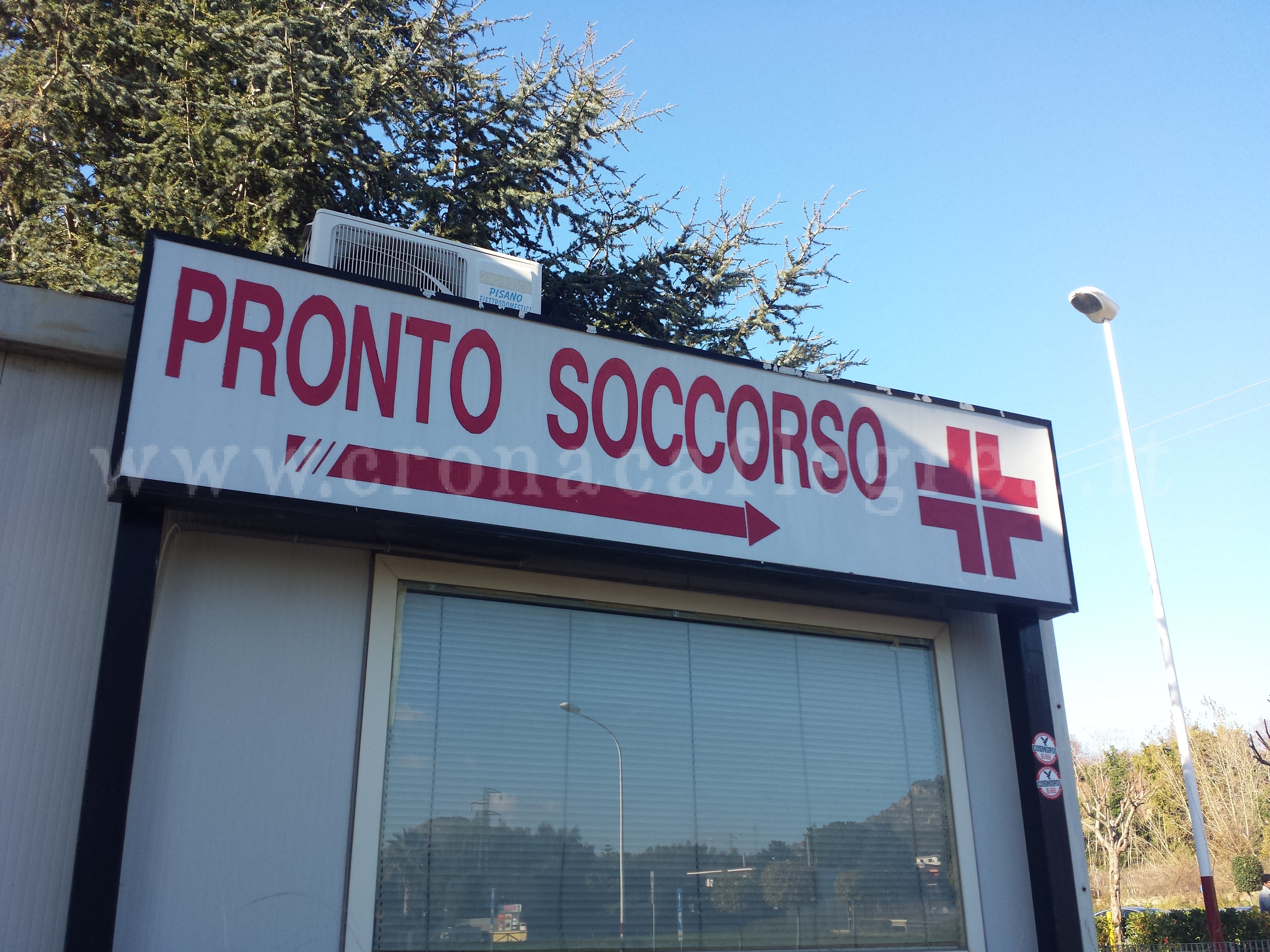 Aggressioni, insulti e minacce: è caos al pronto soccorso di Pozzuoli