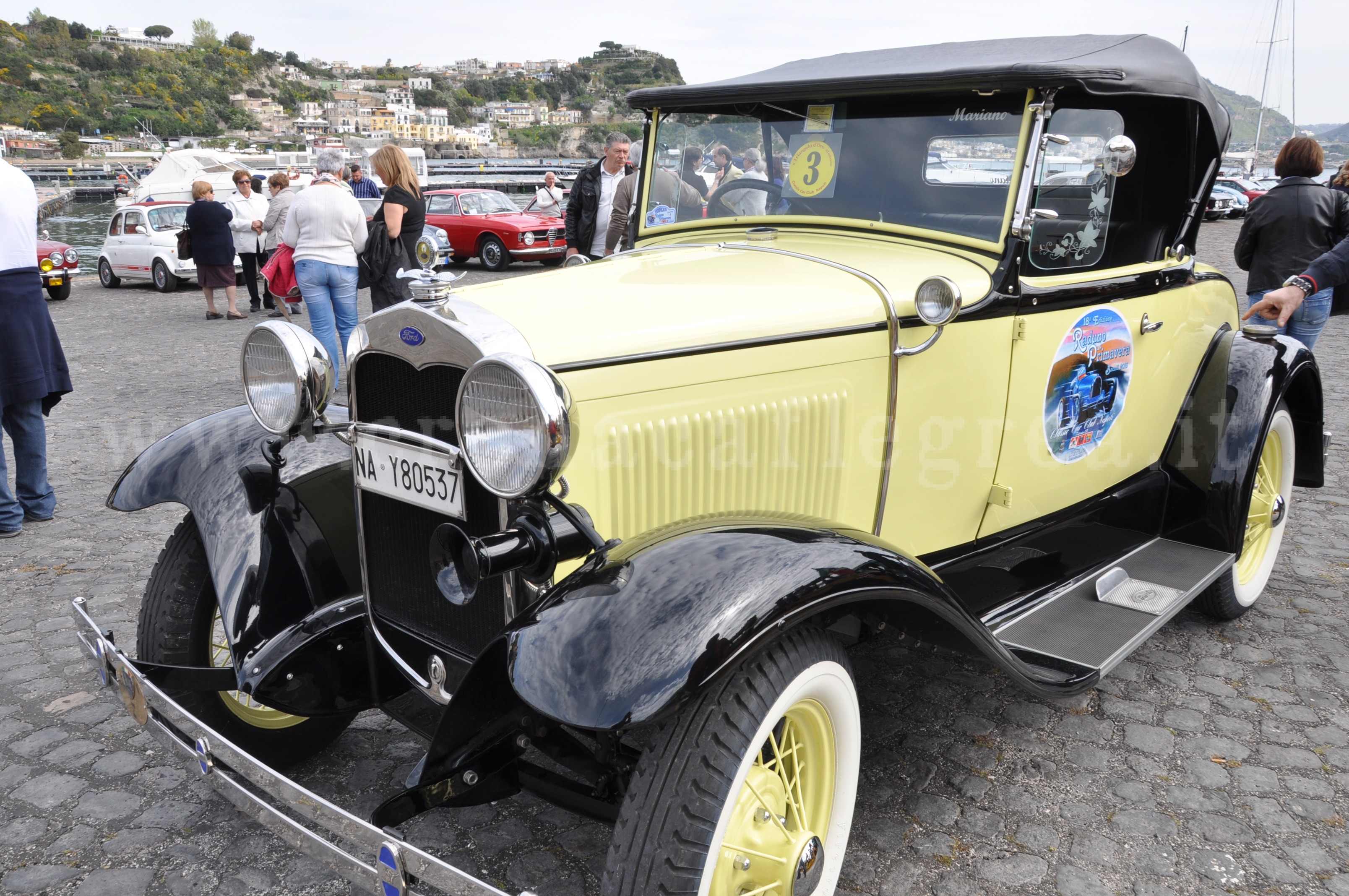 BACOLI/ Auto d’epoca: successo a Baia per il “18° Raduno di Primavera”