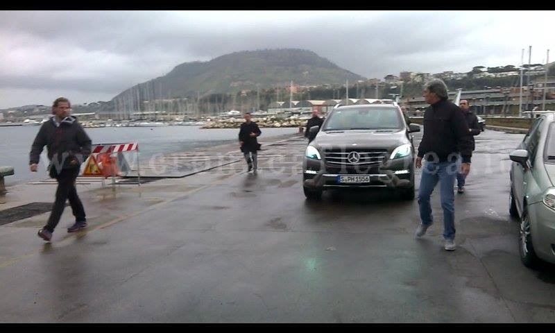 Merkel “lampo”, niente giro in città: arriva a Pozzuoli e si imbarca per Ischia – LE FOTO