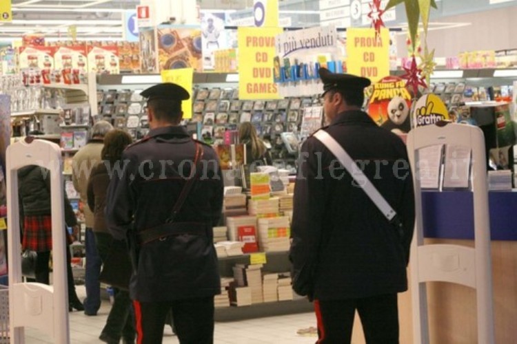 VICENZA/ Puteolano tenta di rubare al supermercato, scoperto dai vigilantes