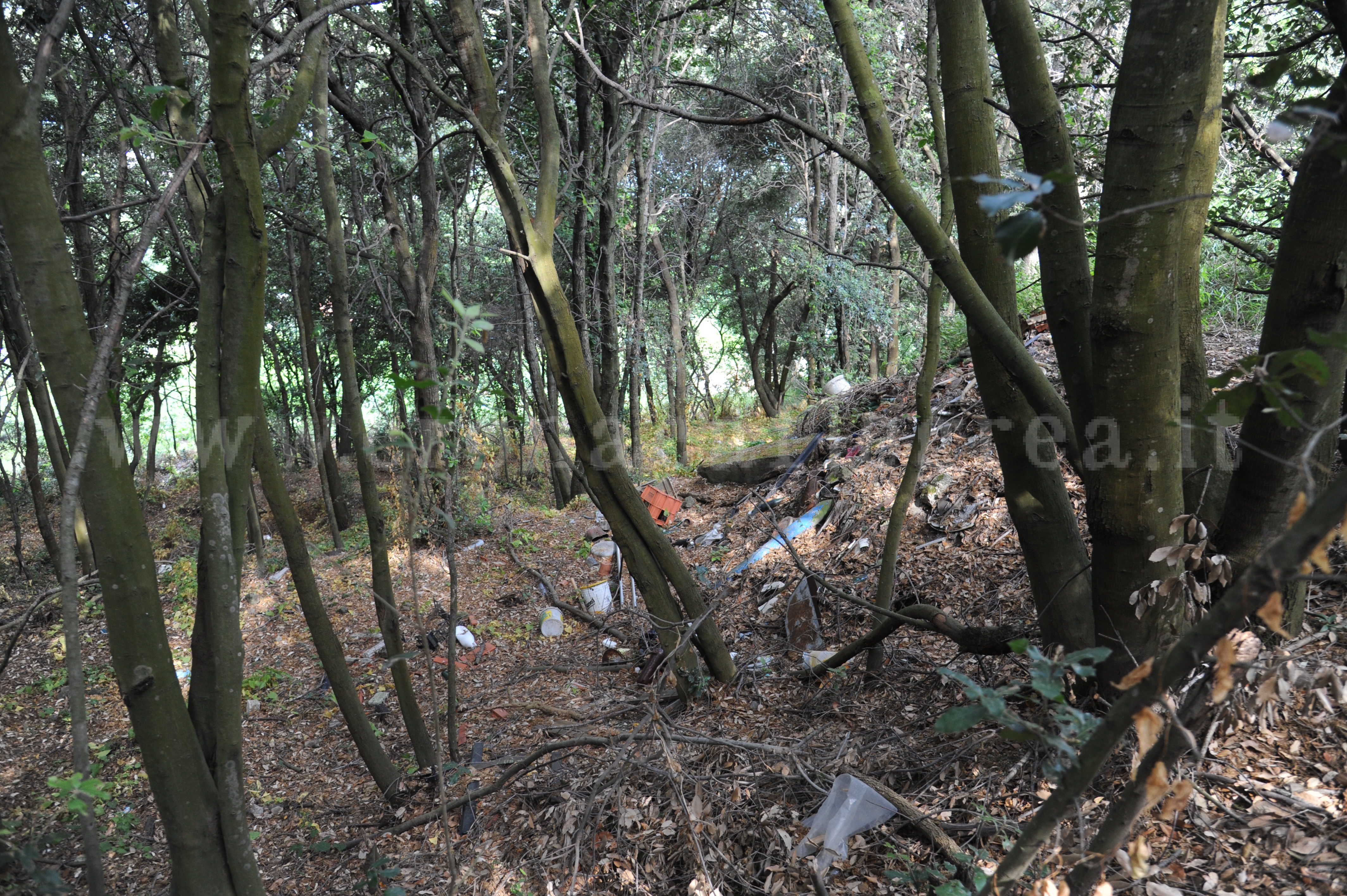 LO SCEMPIO/ L’oasi di Monte Nuovo una discarica a cielo aperto