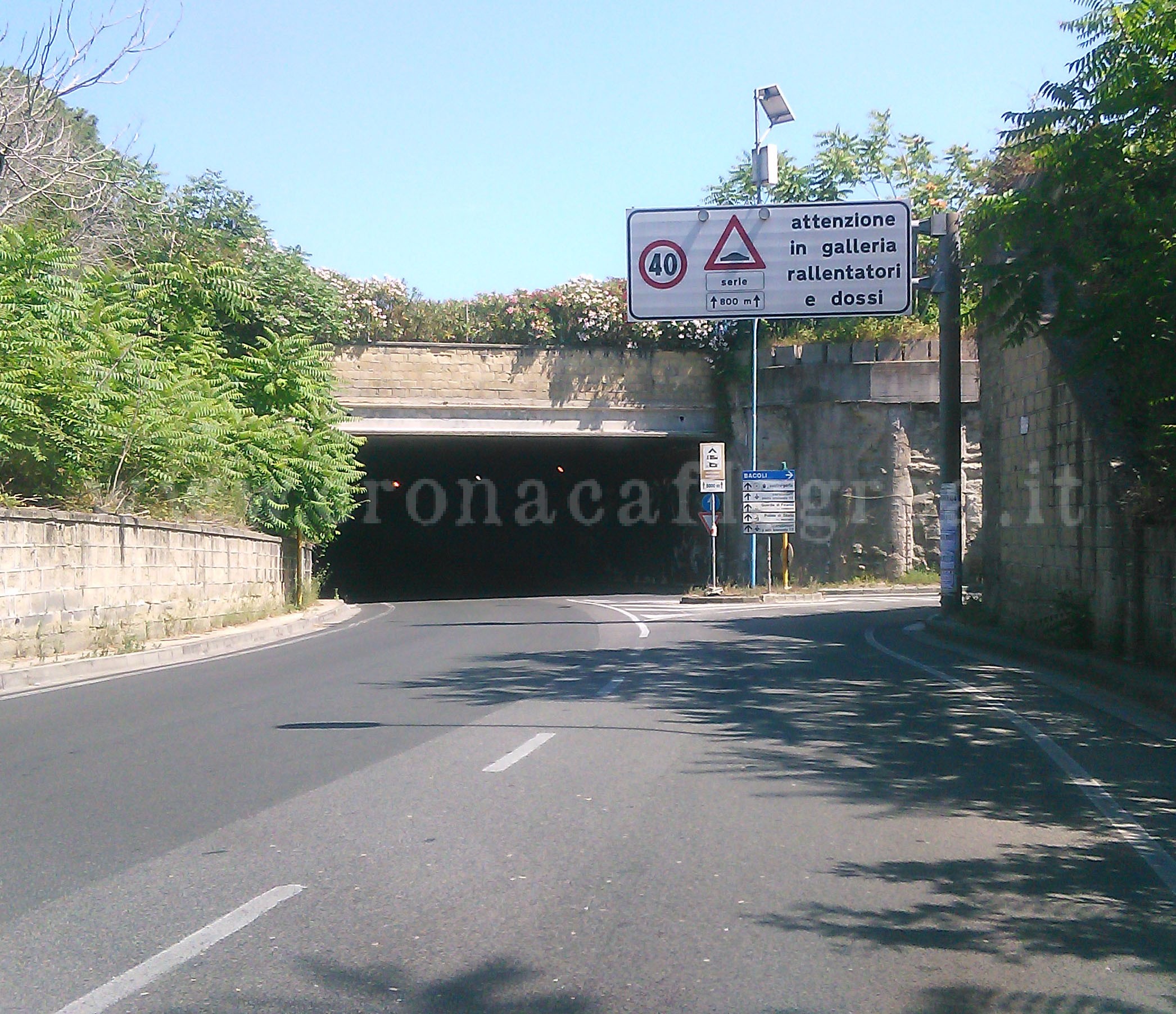 POZZUOLI/ Tragedia all’ingresso del tunnel, anziano muore travolto da un furgone