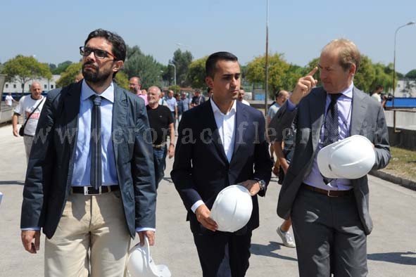 POZZUOLI/ Il vice presidente della Camera visita il Depuratore di Cuma e attacca i partiti – LE FOTO