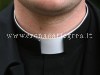 LA TRUFFA/ Si finge zio dello sposo e tenta di truffare sacerdote