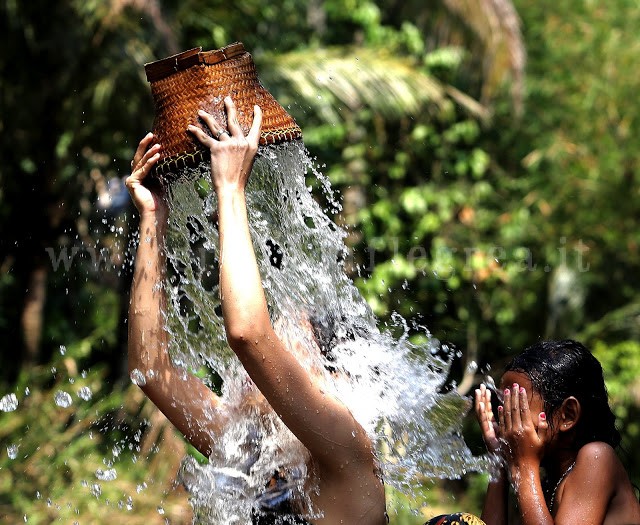 METEO/ Caldo record, ecco 10 consigli per proteggersi da Caronte