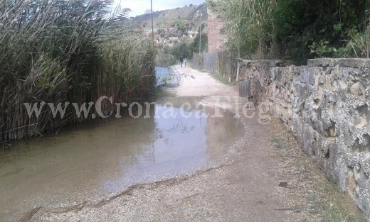 Il lago ha rotto gli argini nei presi del Tempio di Apollo