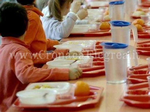 BACOLI/ Mensa scolastica nel caos, bimbi celiaci e con diabete rimangono senza pasto