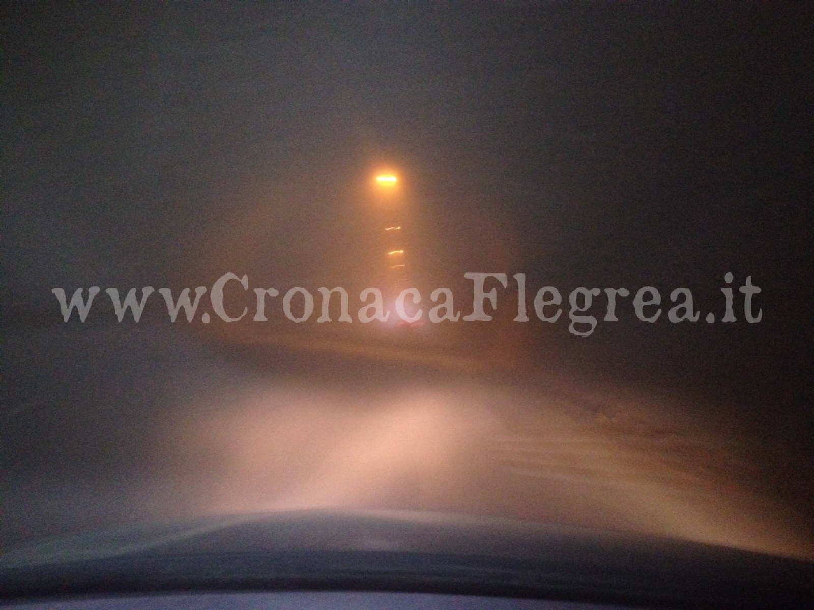 Scarsa visibilità: chiuso il tunnel tra Pozzuoli e Quarto – LE FOTO