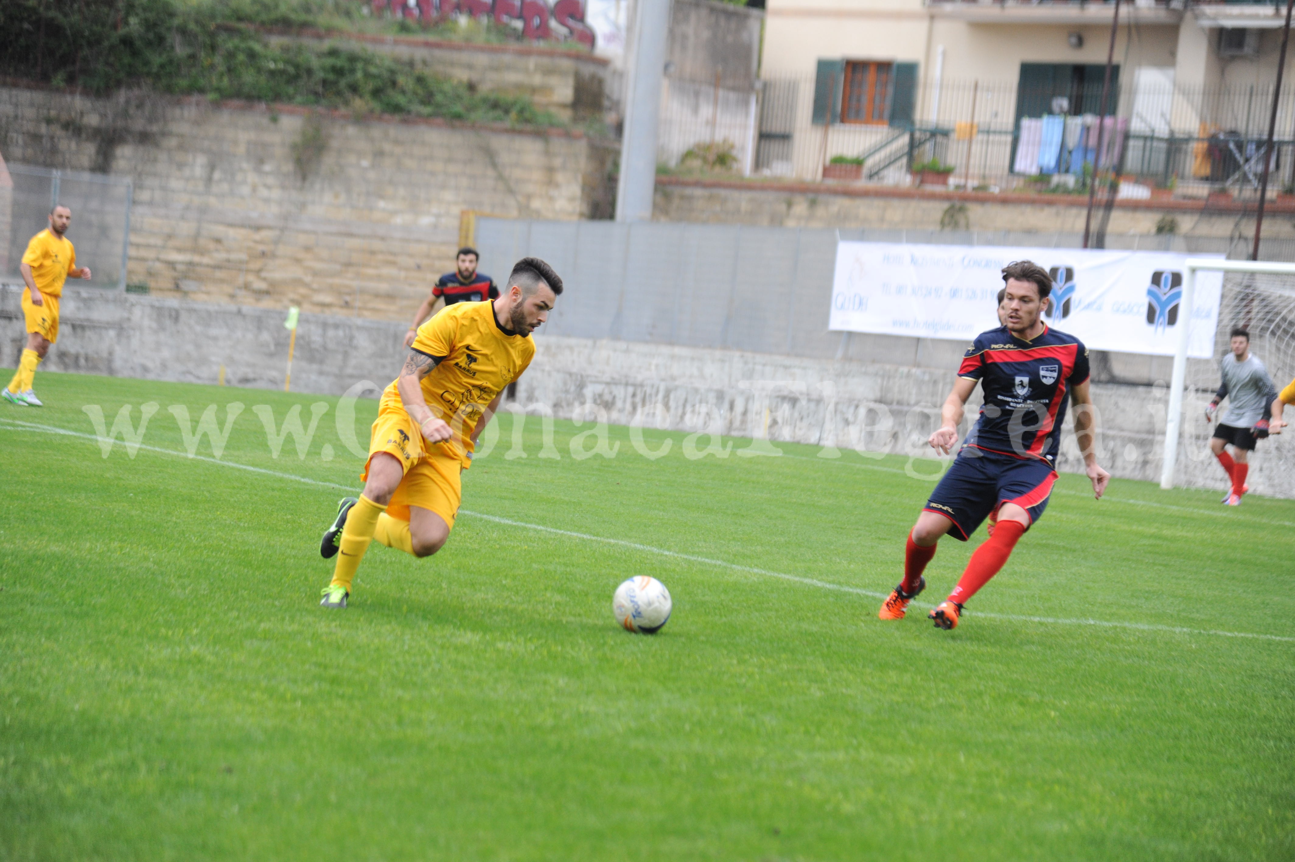 CALCIO/ Il Rione Terra gioca a tennis con la Rocchese