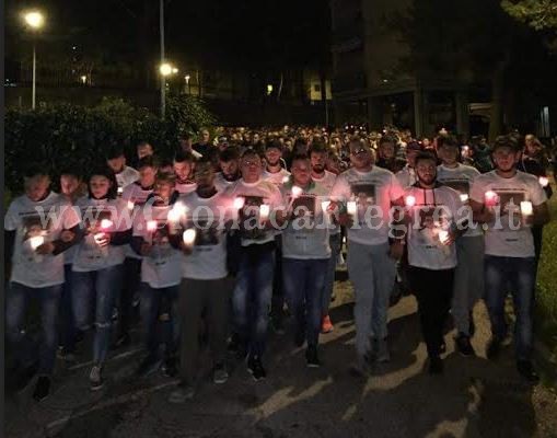 POZZUOLI/ Un gesto d’amore per Giuseppe, in centinaia lo ricordano al Rione Toiano