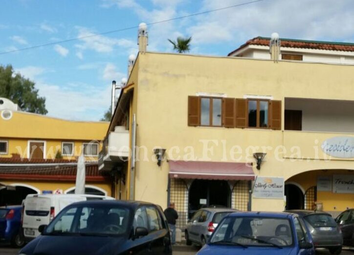 POZZUOLI/ Furto con scasso al “Bar Trinchillo”: ladri arrestati dai carabinieri – LE FOTO